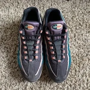 Air max 95 deals premium oil grey